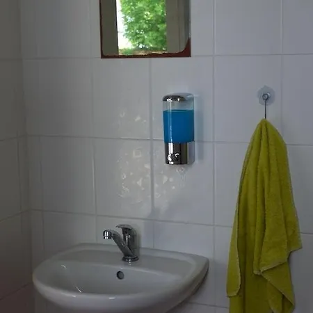 Han/Misafirhane Stara Fara *