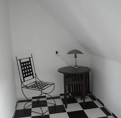 Stara Fara Chržín